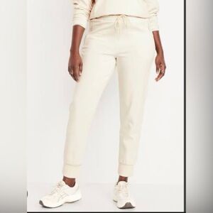 Old Navy Women's Beige Jogger Pants